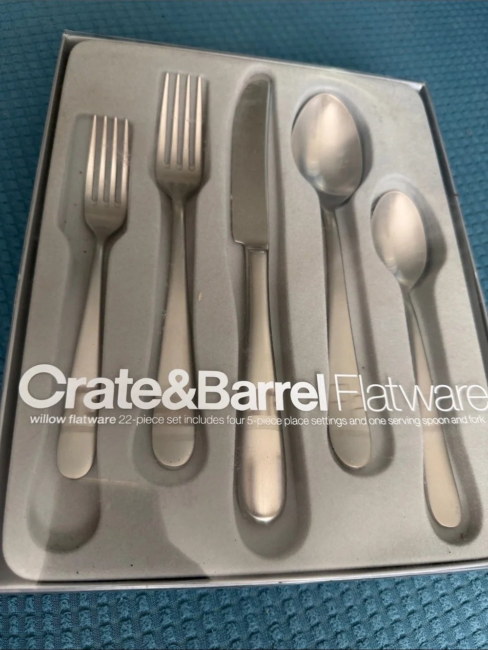 Crate&Barrel Willow Flatware Set in Silver Stainless Finish-18 pieces